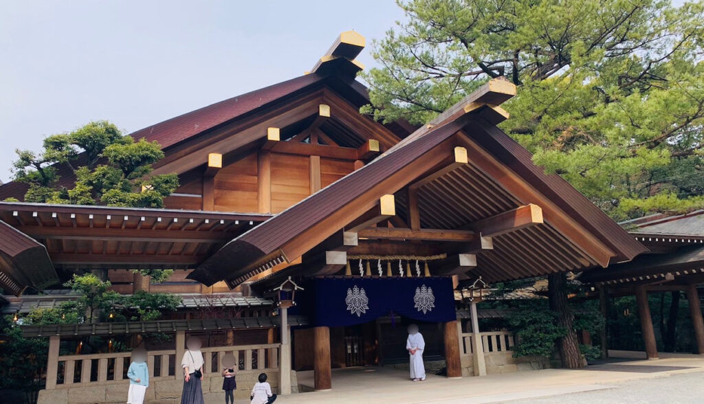 熱田神宮 神楽殿